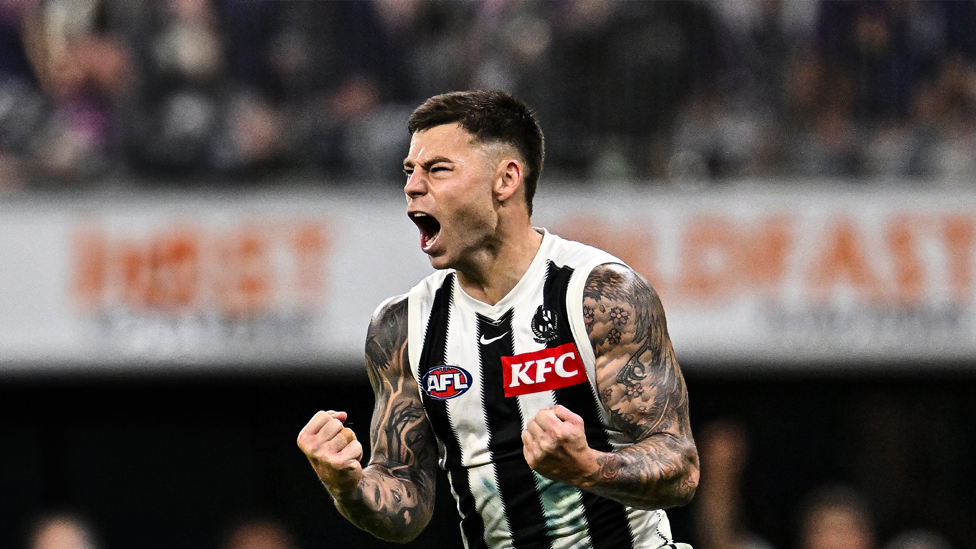 Elliott boots six in impressive showing out West
