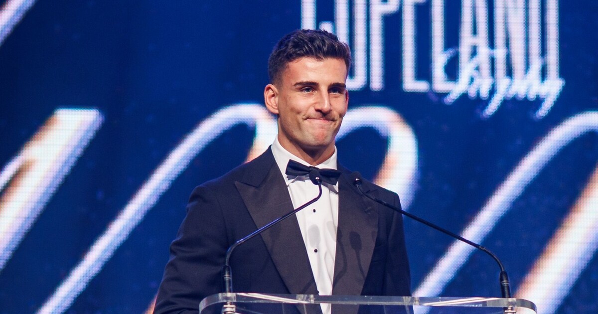Daicos wins the E.W Copeland Trophy.